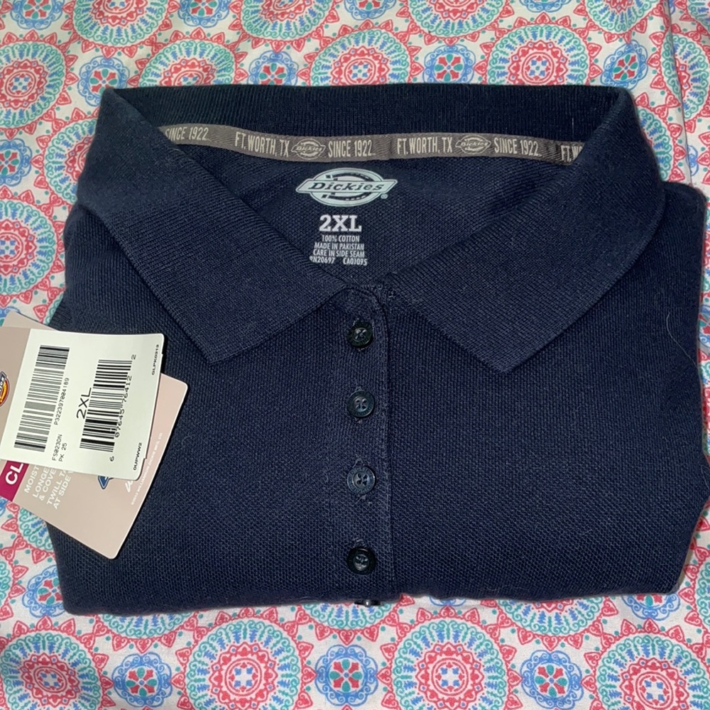 Dickies women’s polo shirt.